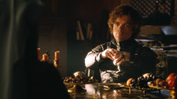 extant_GameOfThrones_3x04-KissedByFire_1714