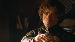 extant_GameOfThrones_3x04-KissedByFire_1723