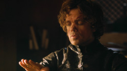 extant_GameOfThrones_3x04-KissedByFire_1732