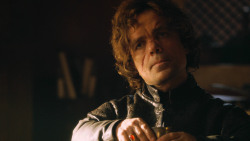 extant_GameOfThrones_3x04-KissedByFire_1734