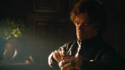 extant_GameOfThrones_3x04-KissedByFire_1749