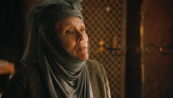 extant_GameOfThrones_3x04-KissedByFire_1751