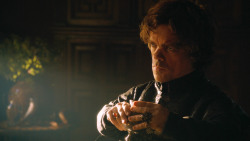 extant_GameOfThrones_3x04-KissedByFire_1752