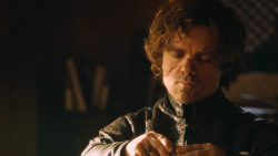 extant_GameOfThrones_3x04-KissedByFire_1763