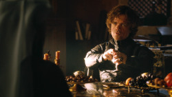 extant_GameOfThrones_3x04-KissedByFire_1779