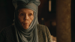 extant_GameOfThrones_3x04-KissedByFire_1791