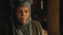 extant_GameOfThrones_3x04-KissedByFire_1792
