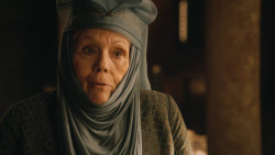 extant_GameOfThrones_3x04-KissedByFire_1801