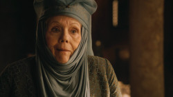 extant_GameOfThrones_3x04-KissedByFire_1803
