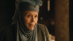 extant_GameOfThrones_3x04-KissedByFire_1817