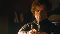 extant_GameOfThrones_3x04-KissedByFire_1820