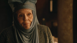 extant_GameOfThrones_3x04-KissedByFire_1826