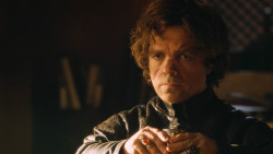 extant_GameOfThrones_3x04-KissedByFire_1832