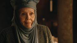 extant_GameOfThrones_3x04-KissedByFire_1839