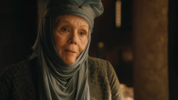 extant_GameOfThrones_3x04-KissedByFire_1842