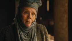 extant_GameOfThrones_3x04-KissedByFire_1843