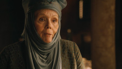 extant_GameOfThrones_3x04-KissedByFire_1845