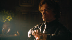 extant_GameOfThrones_3x04-KissedByFire_1856