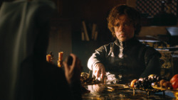 extant_GameOfThrones_3x04-KissedByFire_1872