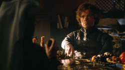 extant_GameOfThrones_3x04-KissedByFire_1873