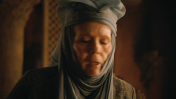 extant_GameOfThrones_3x04-KissedByFire_1884