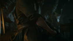 extant_GameOfThrones_3x04-KissedByFire_1898