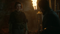extant_GameOfThrones_3x04-KissedByFire_1914
