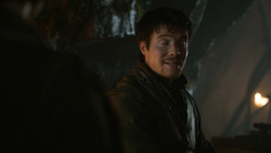 extant_GameOfThrones_3x04-KissedByFire_1934