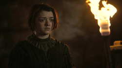 extant_GameOfThrones_3x04-KissedByFire_1960