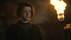 extant_GameOfThrones_3x04-KissedByFire_1961