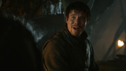 extant_GameOfThrones_3x04-KissedByFire_1977