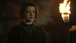 extant_GameOfThrones_3x04-KissedByFire_1991