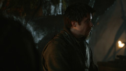 extant_GameOfThrones_3x04-KissedByFire_1994