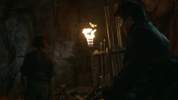 extant_GameOfThrones_3x04-KissedByFire_2011