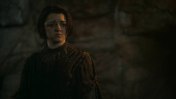 extant_GameOfThrones_3x04-KissedByFire_2026