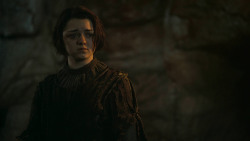 extant_GameOfThrones_3x04-KissedByFire_2037