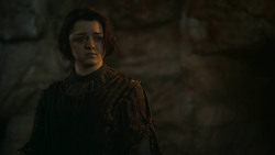extant_GameOfThrones_3x04-KissedByFire_2038