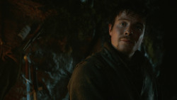 extant_GameOfThrones_3x04-KissedByFire_2052