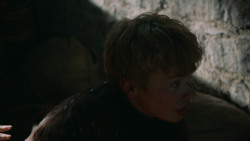 extant_GameOfThrones_3x04-KissedByFire_2089