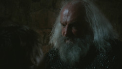 extant_GameOfThrones_3x04-KissedByFire_2102