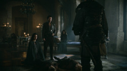 extant_GameOfThrones_3x04-KissedByFire_2117