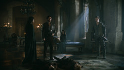 extant_GameOfThrones_3x04-KissedByFire_2134