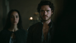 extant_GameOfThrones_3x04-KissedByFire_2151