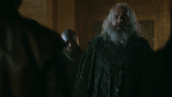 extant_GameOfThrones_3x04-KissedByFire_2152