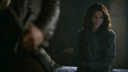 extant_GameOfThrones_3x04-KissedByFire_2216