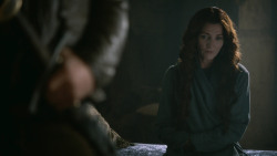 extant_GameOfThrones_3x04-KissedByFire_2218