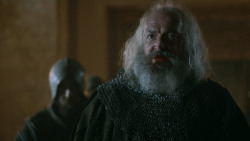 extant_GameOfThrones_3x04-KissedByFire_2286