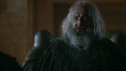 extant_GameOfThrones_3x04-KissedByFire_2301