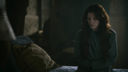 extant_GameOfThrones_3x04-KissedByFire_2316