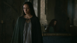 extant_GameOfThrones_3x04-KissedByFire_2331